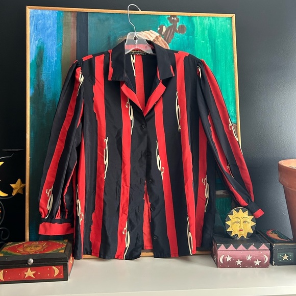 Highland Queen Vintage 80s Vibrant Red and Black Striped Shirt - Picture 16 of 16